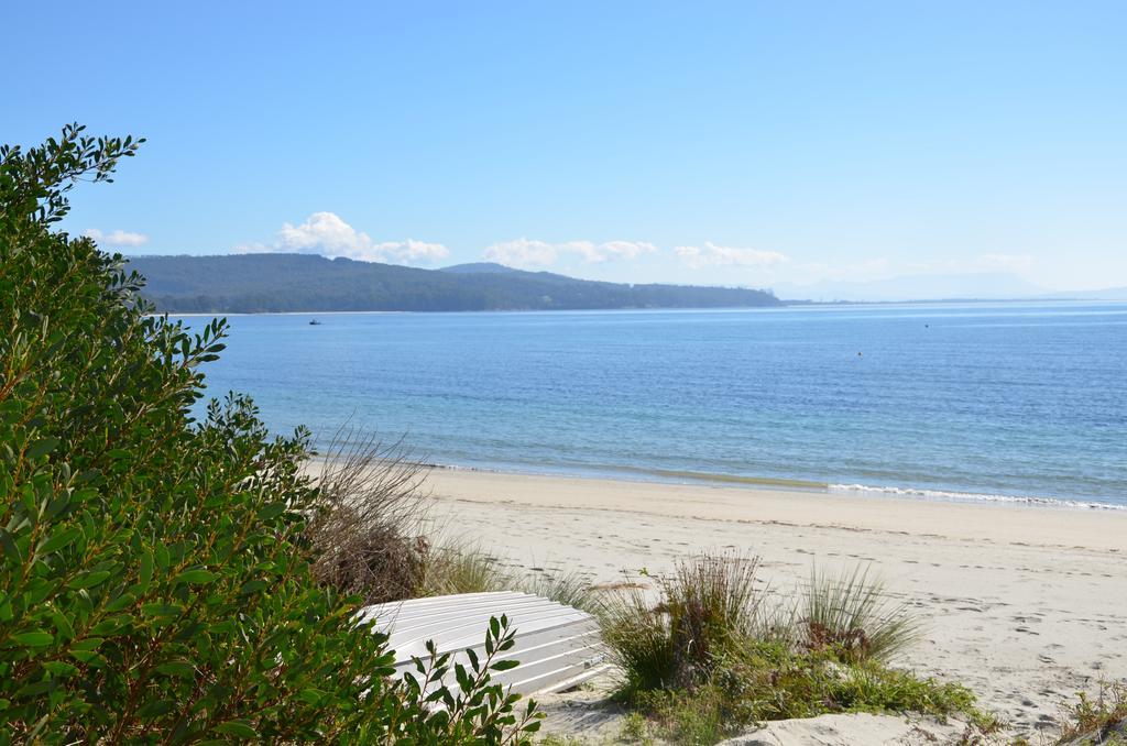 Yolla Beach House Adventure Bay Экстерьер фото