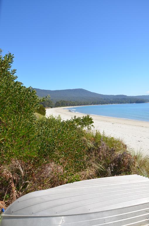 Yolla Beach House Adventure Bay Экстерьер фото